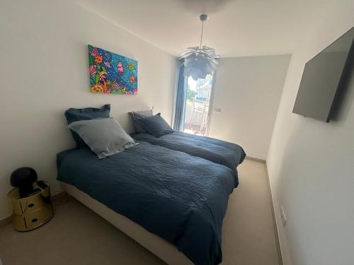 2-bedroom apartment pool parking private beach access