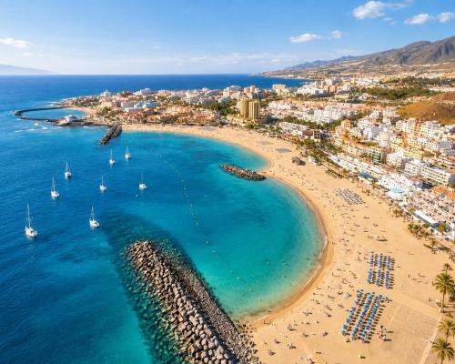 Palms2Beach appartement - 200m van strand met airco en WiFi