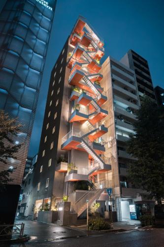 HUBEX Akihabara
