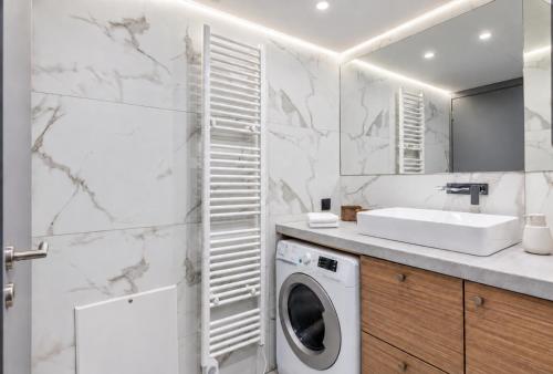 Mēne - Athens City Center Apartment