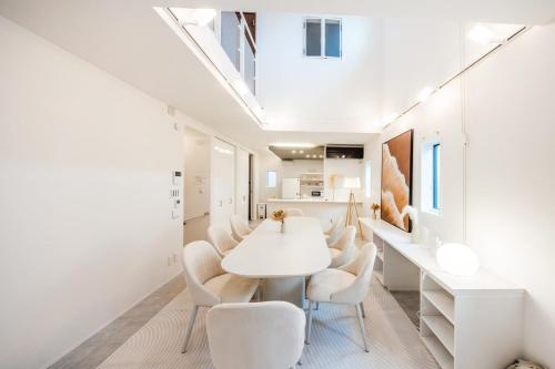 New Luxury Villa, 8 people, 6 mins to station, Nordic x Japanese aesthetics rooftop, Skytree tram 4 mins
