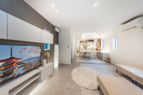 New Luxury Villa, 8 people, 6 mins to station, Nordic x Japanese aesthetics rooftop, Skytree tram 4 mins