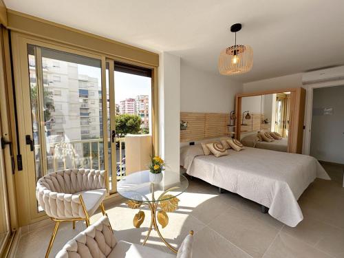 Fuengirola Gem - Sea Views - Walk to Everything