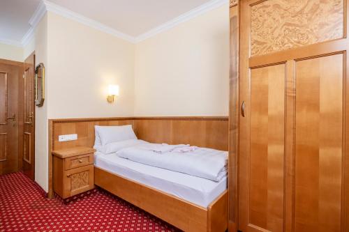 Hotel-Pension Strolz