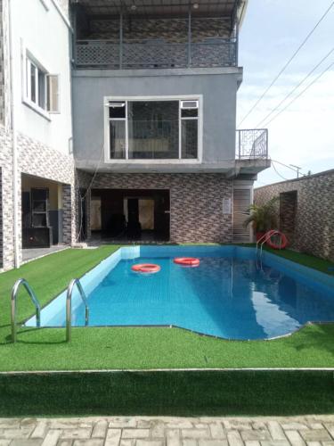 DE-colossus hotel lagos, Lekki (updated prices)