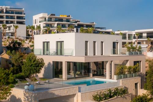 Villa Promise