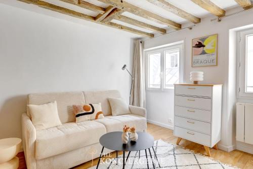 Studio refait a neuf coeur du Marais