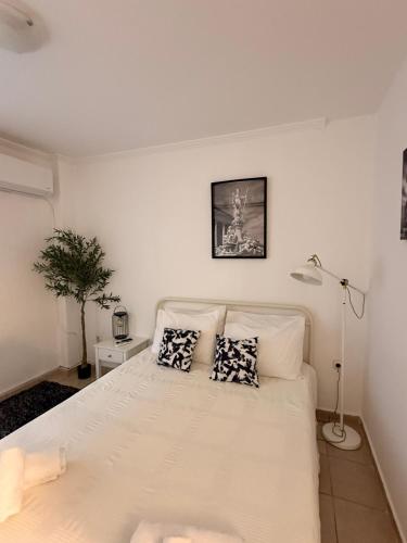 New Place Athens