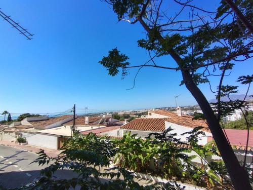 Cozy Studio in Heart of Nueva Andalucía - Pass the Keys