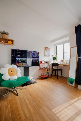 201Room, a 6-minute walk from Tokyo Koiwa Station Direct connected to Shinjuku and Akihabara Stations Comfortable one-bedroom apartment with separate wet and dry areas