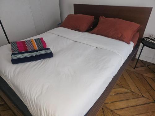 Charming apartment in a very good location - Living room and 1 bedroom
