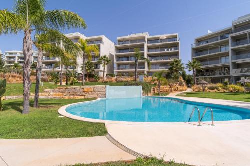 Lightoasis Oasis Mar 1
