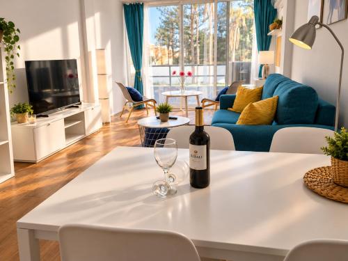 Sunny Suite Tanife by Yumbo
