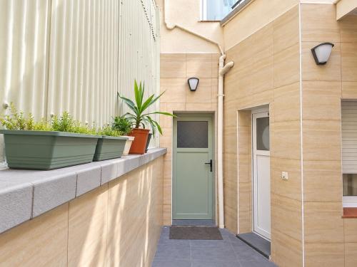 Sènia Central Apartment, Lloret de Mar - 4 Min Walk to the Beach