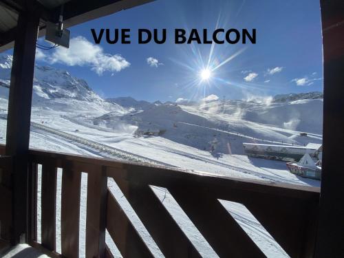 Résidence Machu - VAL THORENS location: Appartement avec vue sur les pistes, résidence skis aux pied MAE-9101