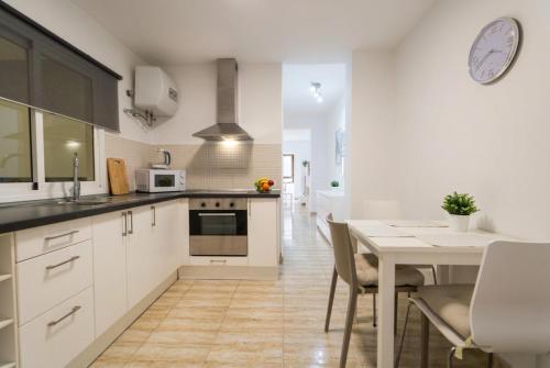 Elegant Stay La Naval