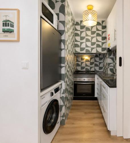 Hello Bairro Alto flat with A/C by Homeful Homes