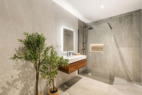 Calle Gordon Collection Spacious 3BR Malaga