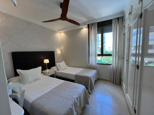 Playamar by the beach - Pool - Parking