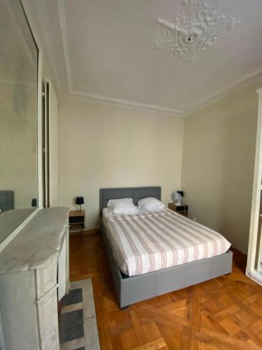 Studio in the heart of St Germain