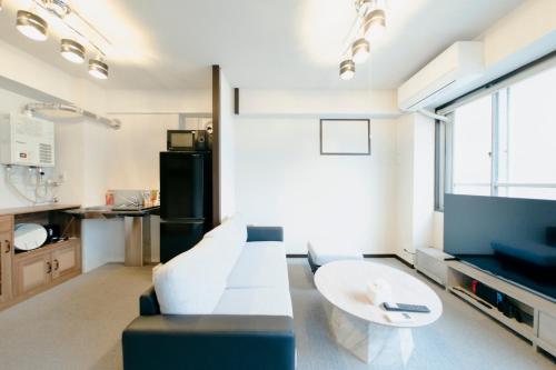 Tasone Stay OSAKA NHB202