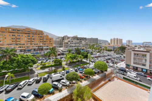 Cozy apartment in center of Los Cristianos Ocean And Mountain View