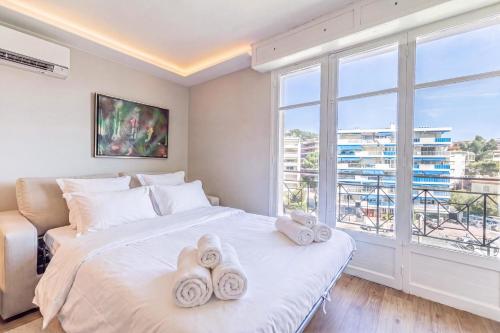3 MAUB - Renovated 1 bedroom behind Martinez 50m Croisette