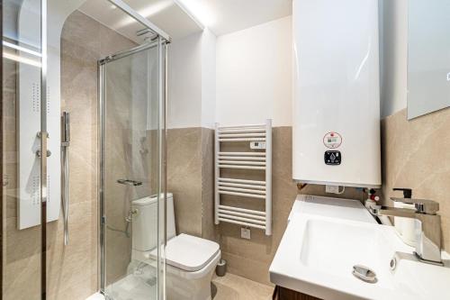 3 MAUB - Renovated 1 bedroom behind Martinez 50m Croisette