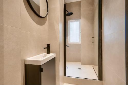Hausmannian Appartment - Paris Trocadero