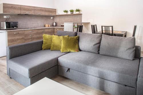 Ruang duduk di Garden apartments