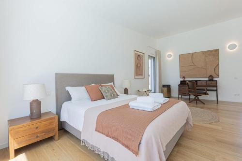 Villa Jô Stylish Family Home with Pool