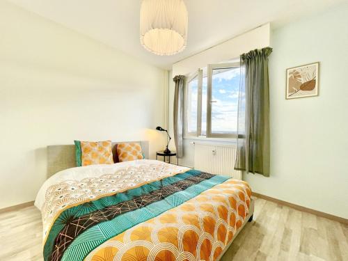 Spacious flat with private bike garage