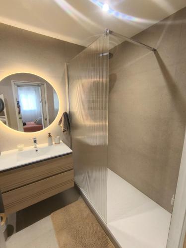 Dijon apartment 3 bedrooms private parking