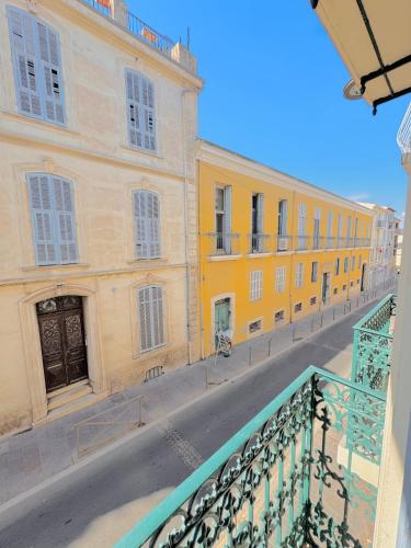 Stylish apartment in the Old Town, with AC.