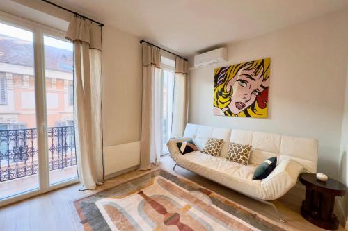 3 FON - 2-bedroom apartment with terrace 3 min Palais