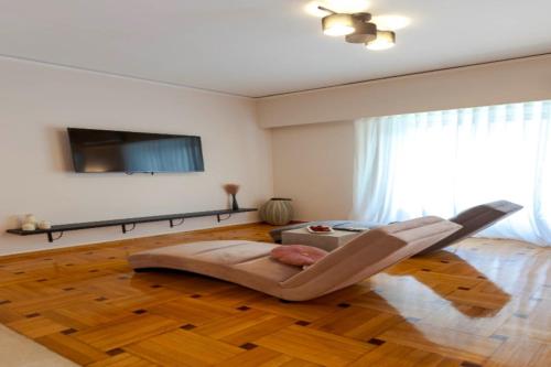 Phaedrus Living Athens Metsovou Residence