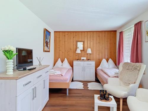 Apartment Chalet Bärgsunna-1 by Interhome