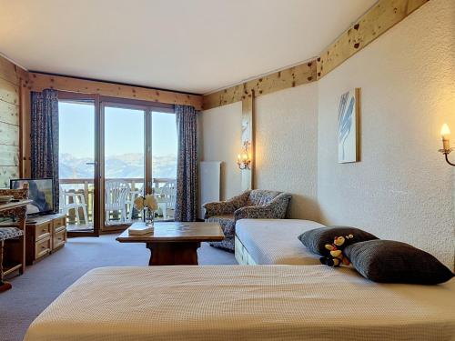 Apartment Le Bristol A28 by Interhome