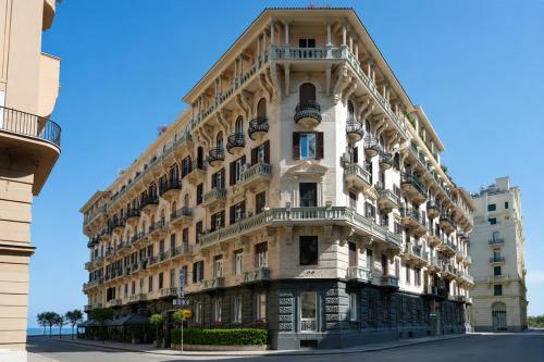 Rex Lifestyle Hotel