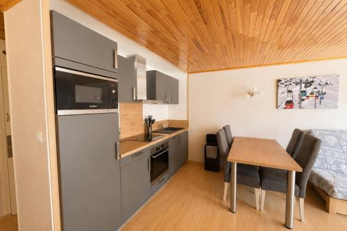 Le Cygne - 6-guest balcony apartment