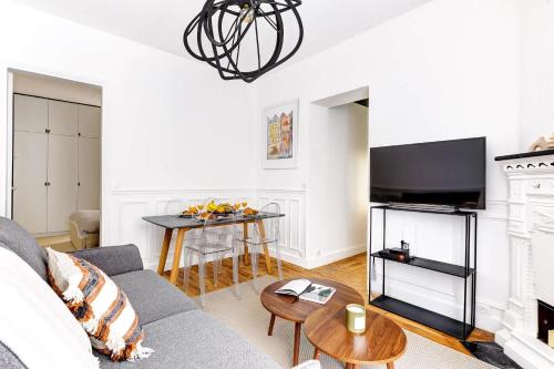 BnBNova - 1BR - Eiffel Tower & Seine