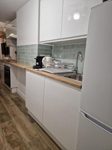 CARNOT T2 - Appartement Cannes Proche Palais & Plages 4P