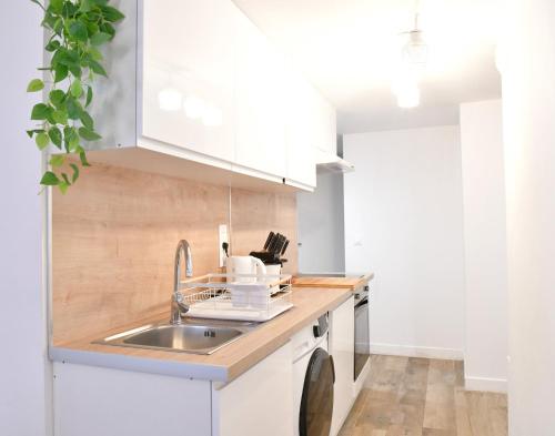 CARNOT T4 - Appartement Cannes Proche Palais & Plages 8P