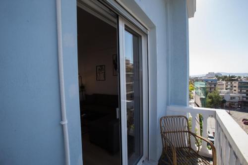 Midway Acropolis View Apt