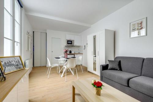 Studio au calme sur cour Gare du Nord Paris 10e