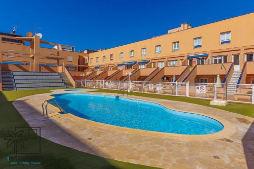 Sun Days Pool view & WiFi by iRent Fuerteventura