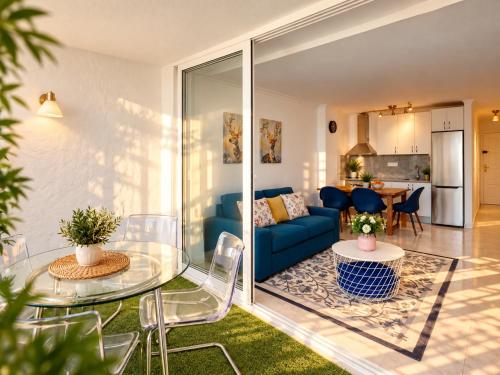 Sunny Apartment Tanife by Yumbo