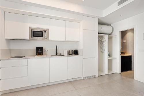 Pozos Dulces 4A by Pineapple Homes