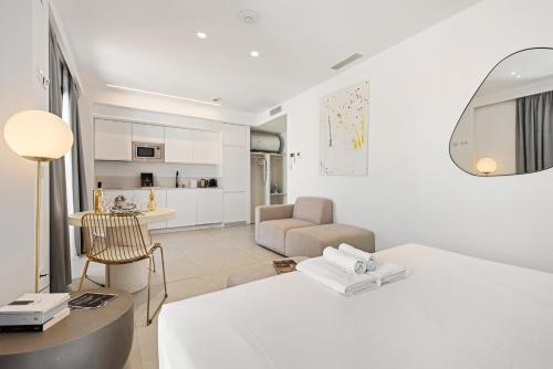 Pozos Dulces 4A by Pineapple Homes