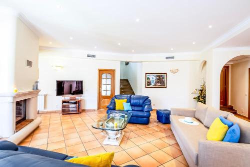 Villa Samoa - Moradia com piscina aquecível e BBQ em Albufeira